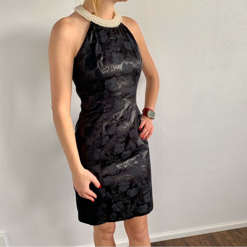 Vintage Pearl Neck Fitted Black Shift Cocktail Dress